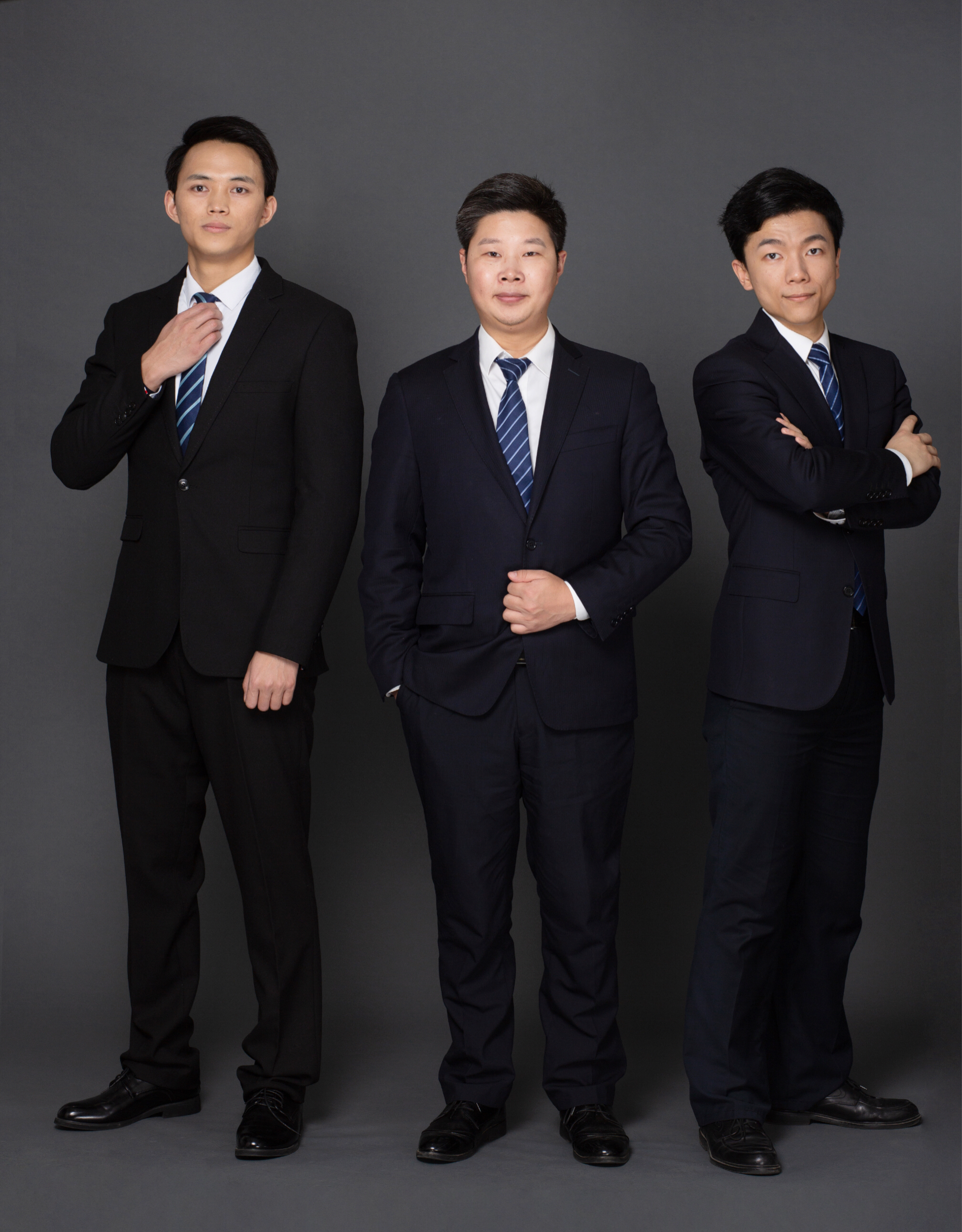 黑色产业合照.jpg